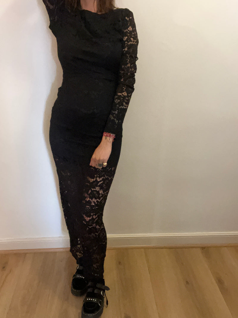 Robe dentelle/ dos nu